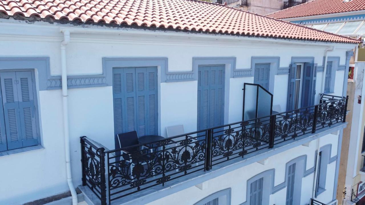 Leonidas Hotel Gytheio Exterior foto